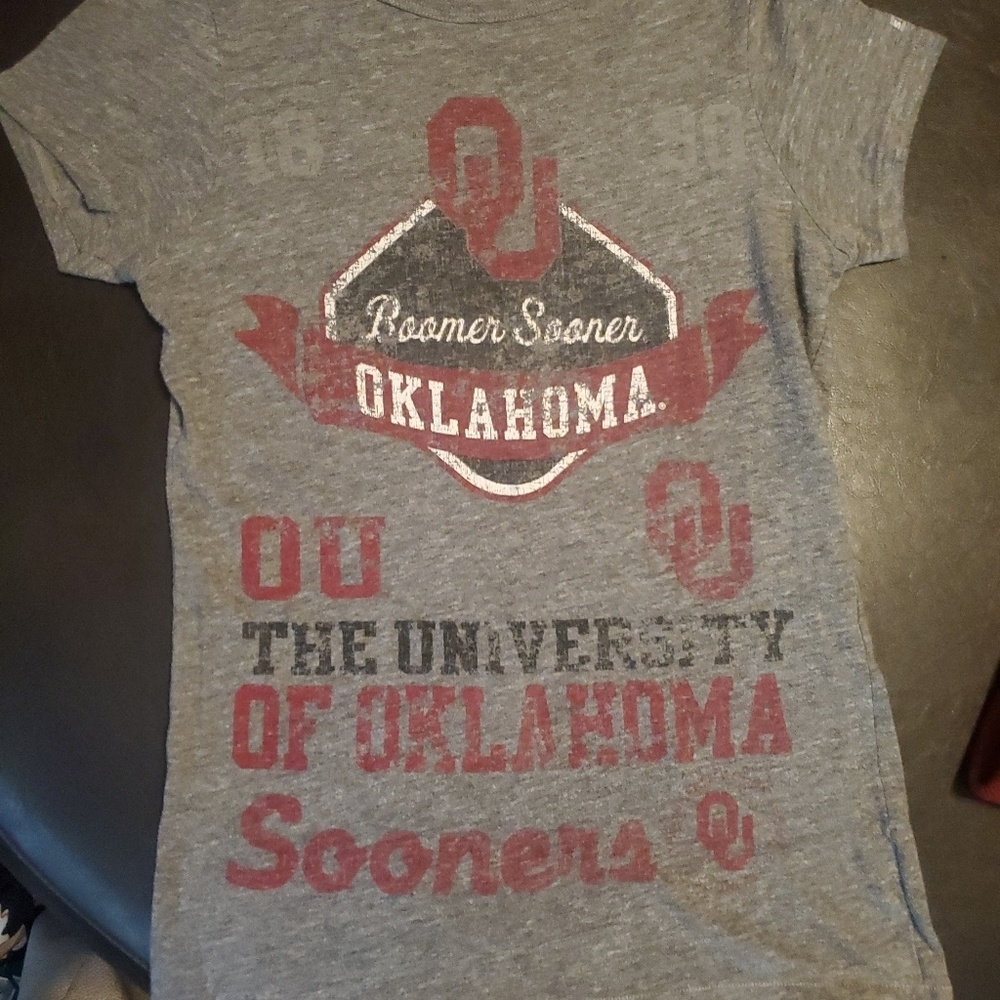 OU's Boomer Sooners shirt